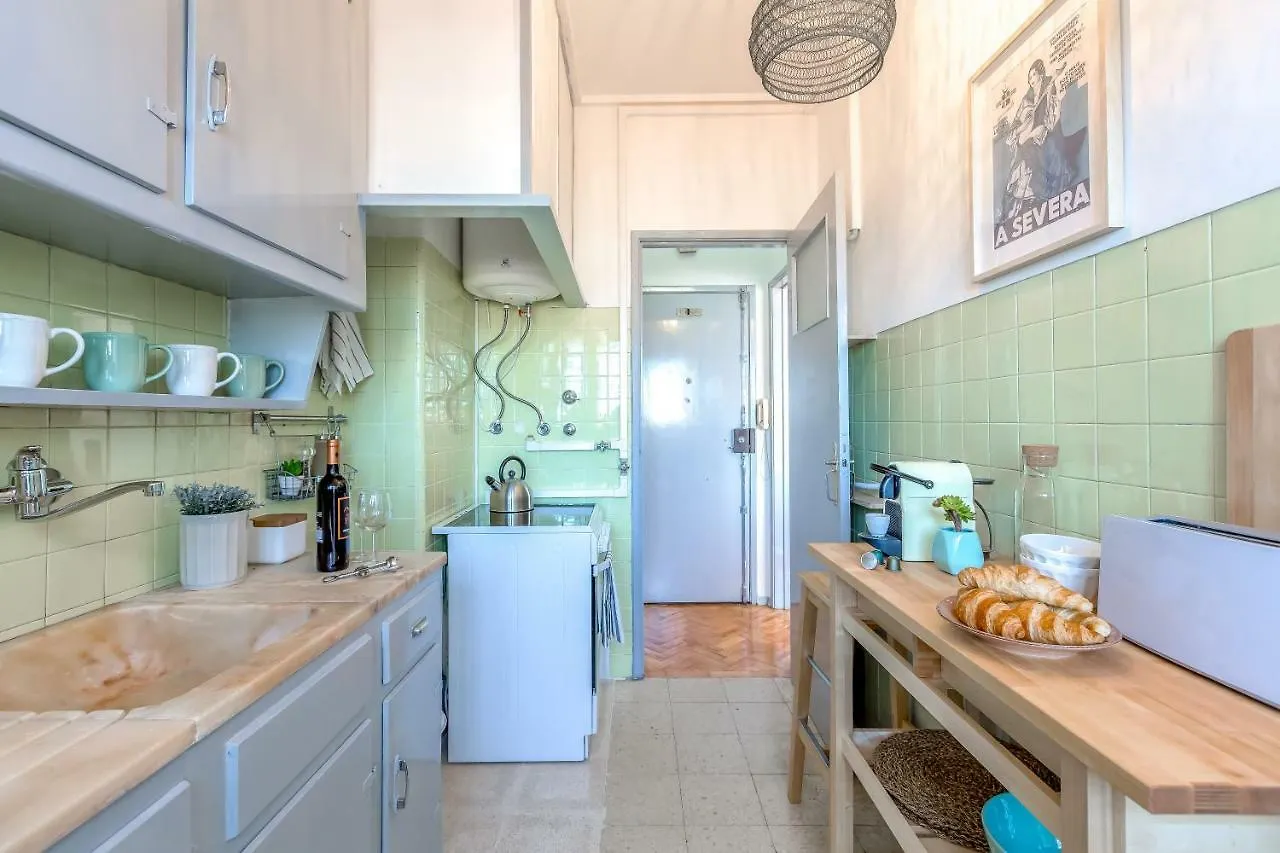 Renovated Sunny Apartment With Amazing Sunset Balcony , By Timecooler Lisbon Portugal